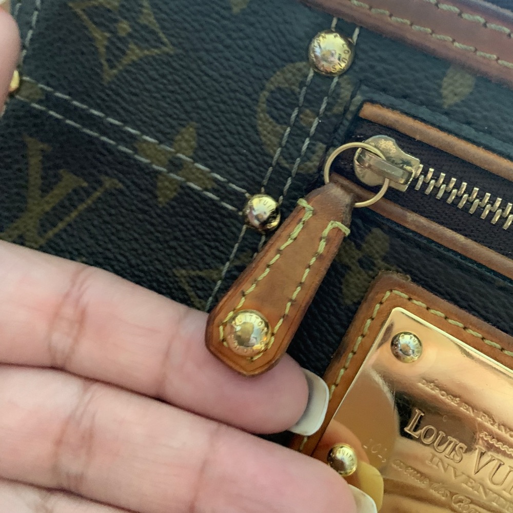 Monogram Riveting Pochette Accessories - Picture 5 of 15